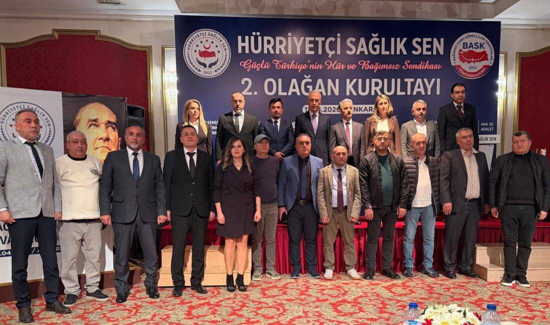 Çeker: “Emek Mücadelesi’ne Kaldığı Yerden Devam” Hızla büyüyen Hürriyetçi Sağlık Sen’in 2. Olağan Kongresi Ankara’da gerçekleşti. Sağlık